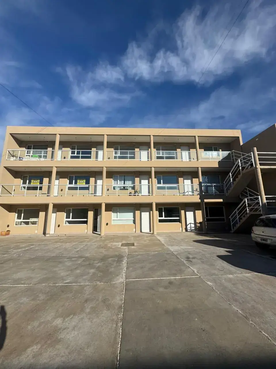 Edificio de departamentos — servicios para consorcios y alquileres